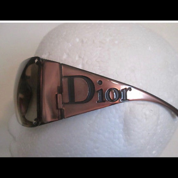 ❌❌SOLD❌❌ 🌸Authentic Dior Brown Sunglasses🌸 - Picture 2 of 8